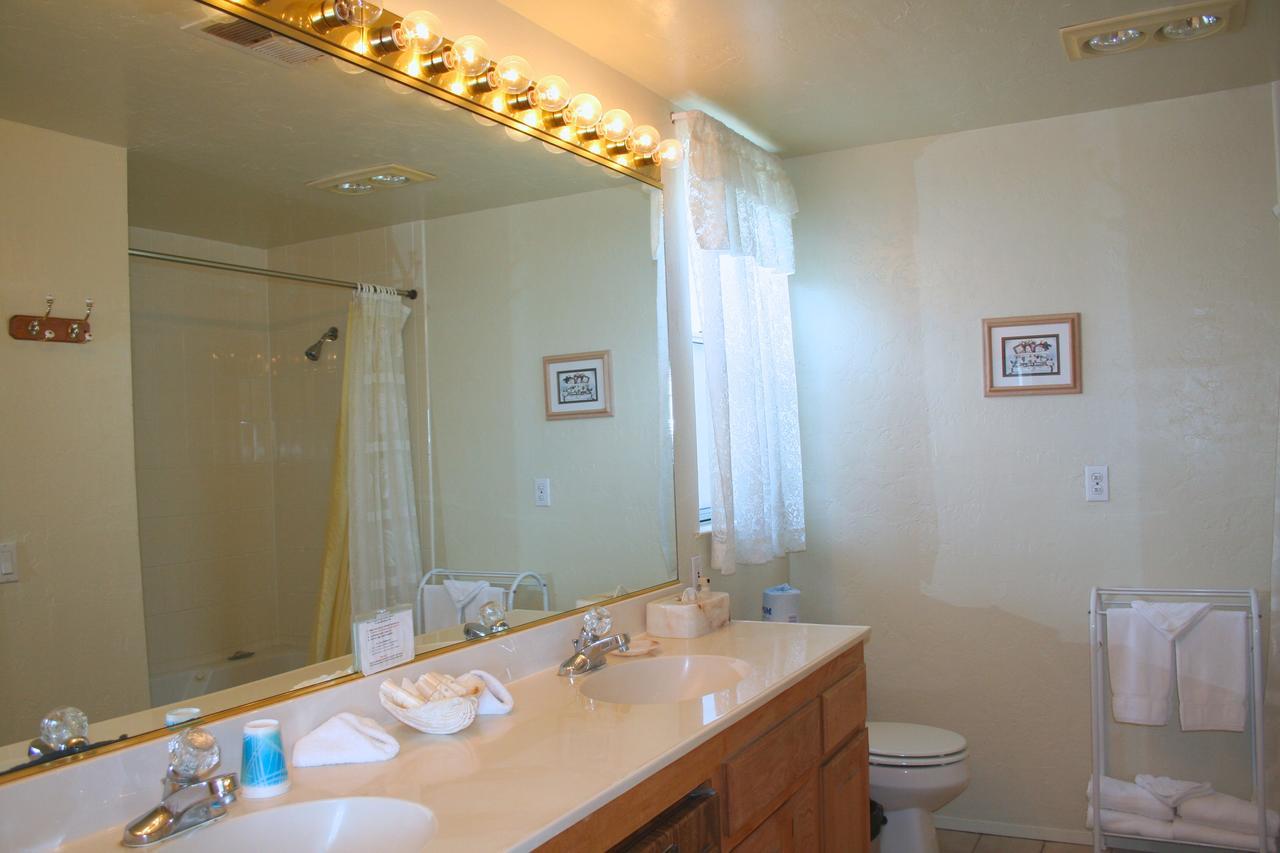 Captain'S Cove Inn Cambria Ngoại thất bức ảnh